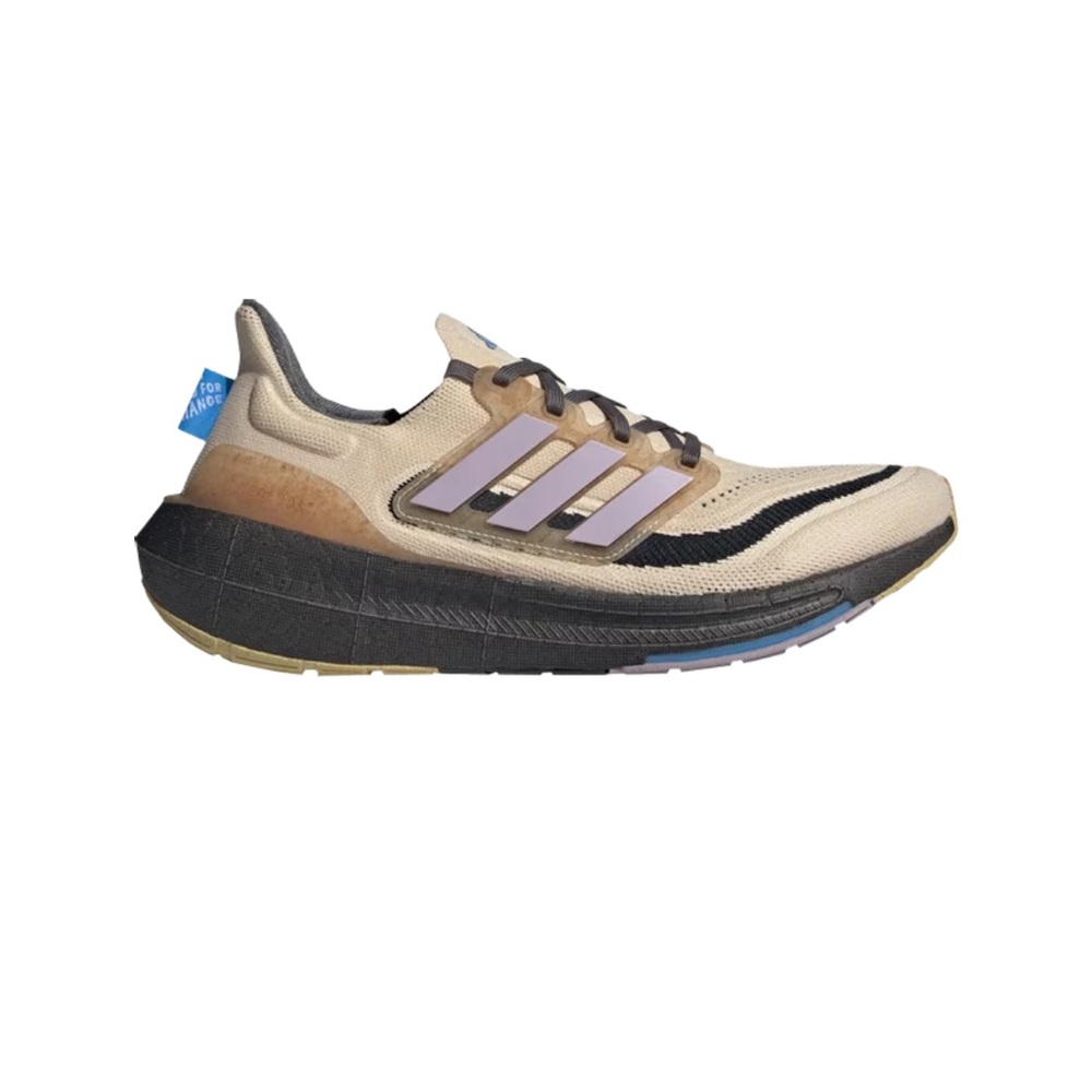 Adidas Ultra Boost Light
Crystal Sand Preloved Fig